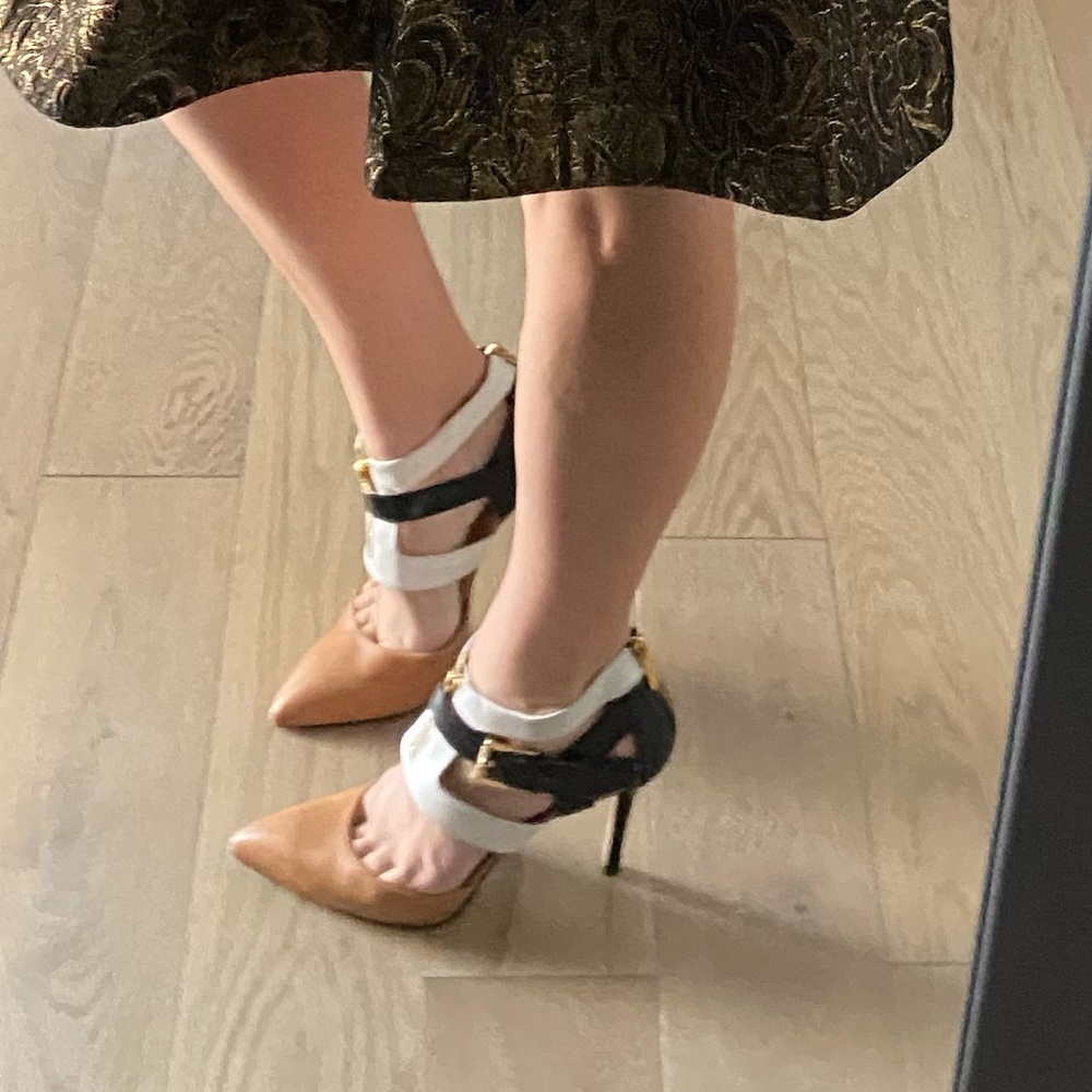 MICHAEL KORS buckle color blocked stilettos